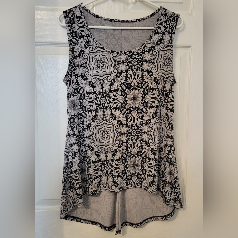 Flattering Sleeveless Peplum Top